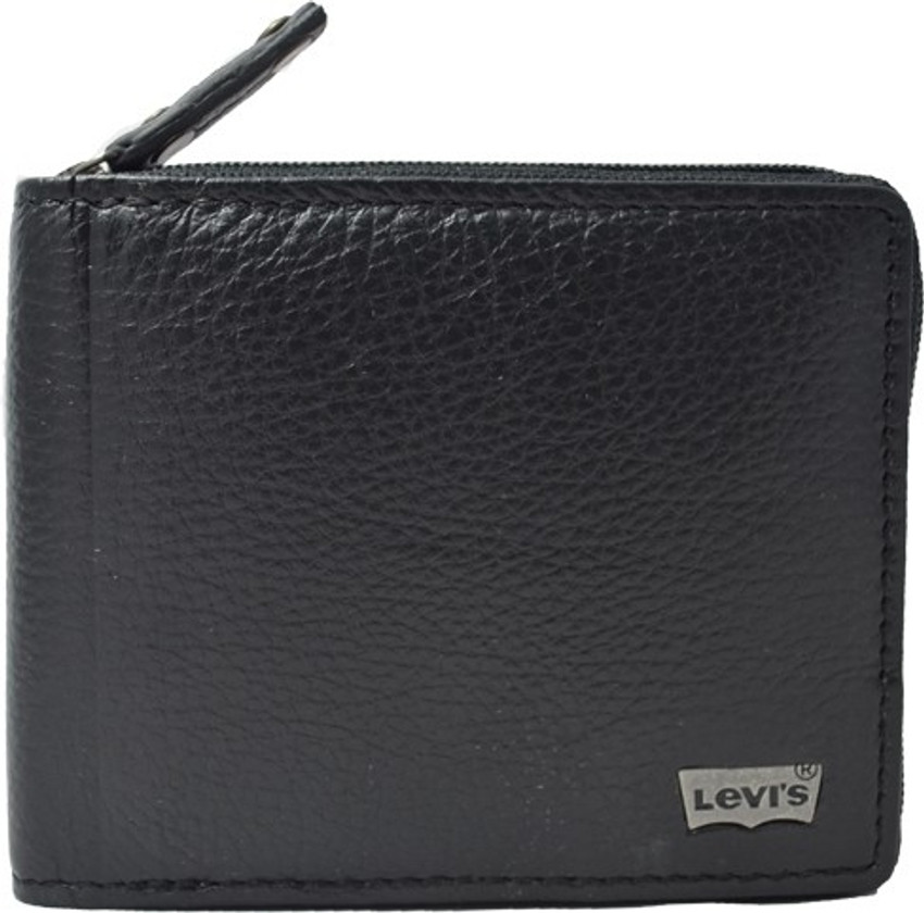 Levis mens hot sale wallet flipkart