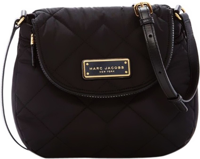 Amazon.com: Marc Jacobs M0015021 Women's Pebbled Leather Handbag With Sling,  Black : Everything Else