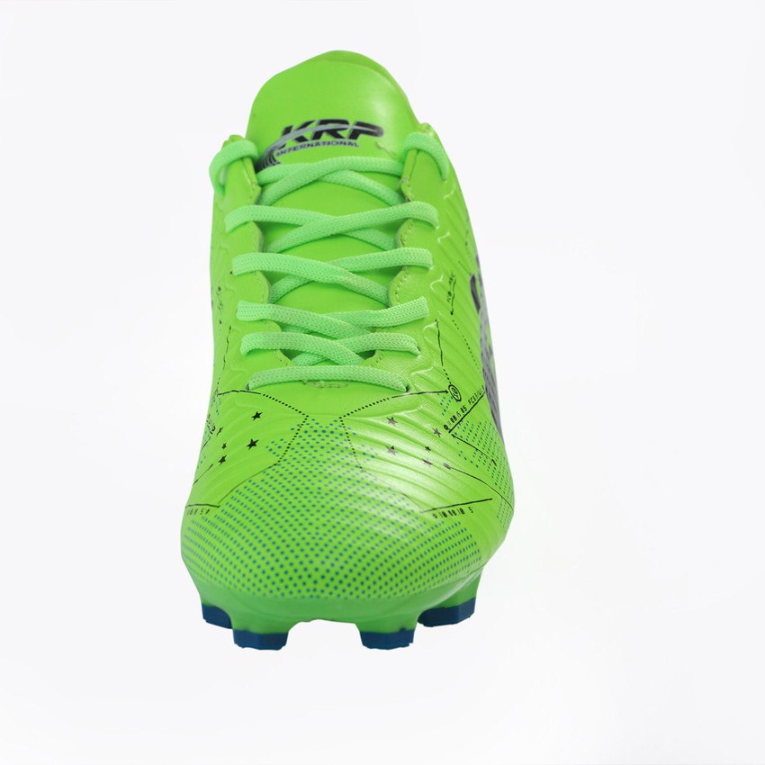 International store football shoes