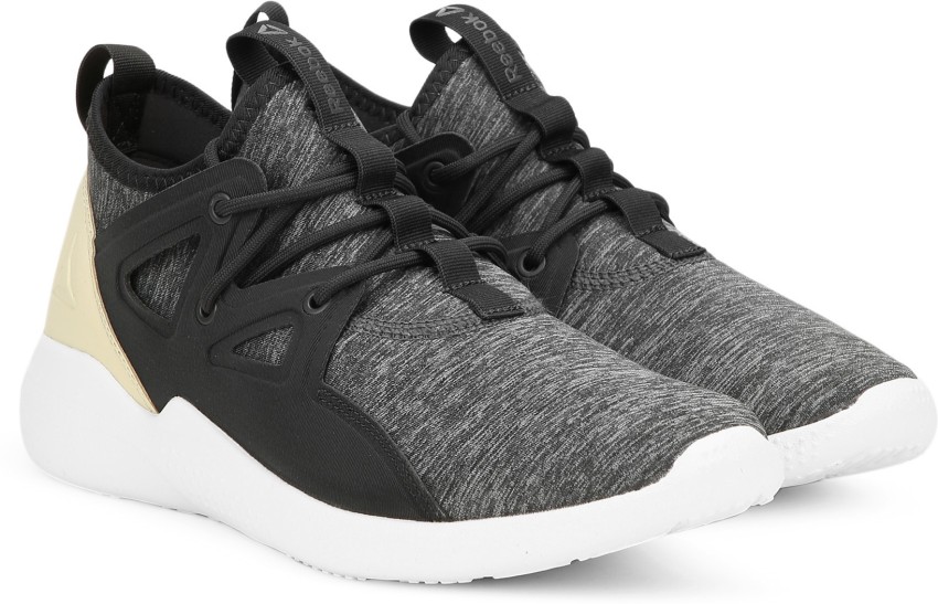 Reebok cardio motion on sale sneakers