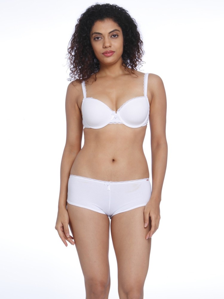 Aria Leya - Beauty in the Everyday Microfibre T-Shirt Bra – bare essentials