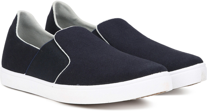 Bata canvas loafers store