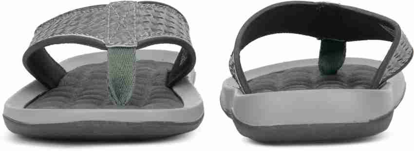 Kenneth Cole Men GO FOUR TH Flip Flops Buy Kenneth Cole Men GO