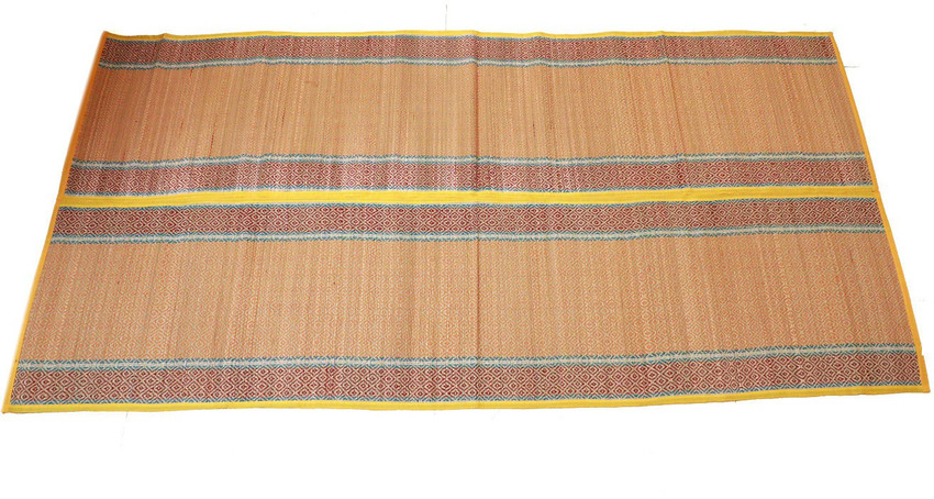 Quinergys Handcrafted Tropical Woven Straw Yoga Beach Mat Anti