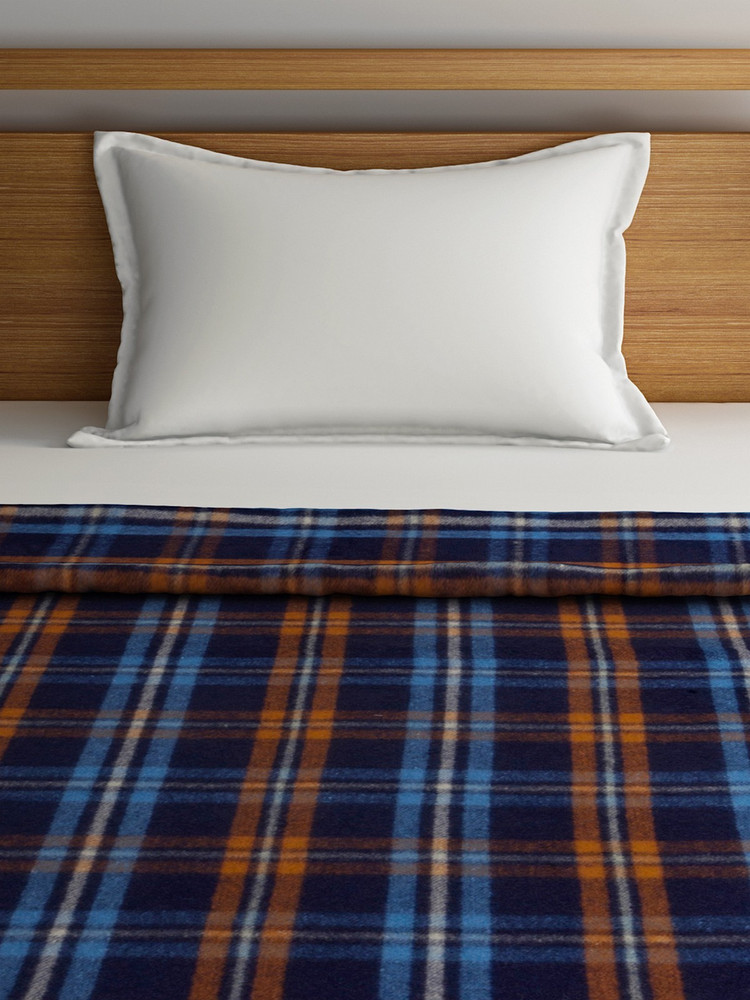 Raymond Checkered Single Blanket for Mild Winter Buy Raymond