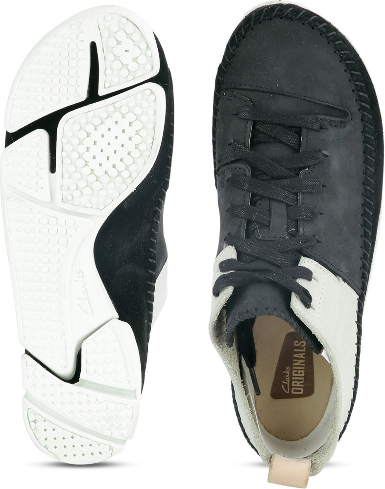 Clarks】Trigenic Flex.（オリーブコンビヌバック）｜靴