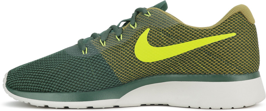 Nike tanjun shop racer green