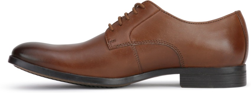 Conwell on sale plain clarks