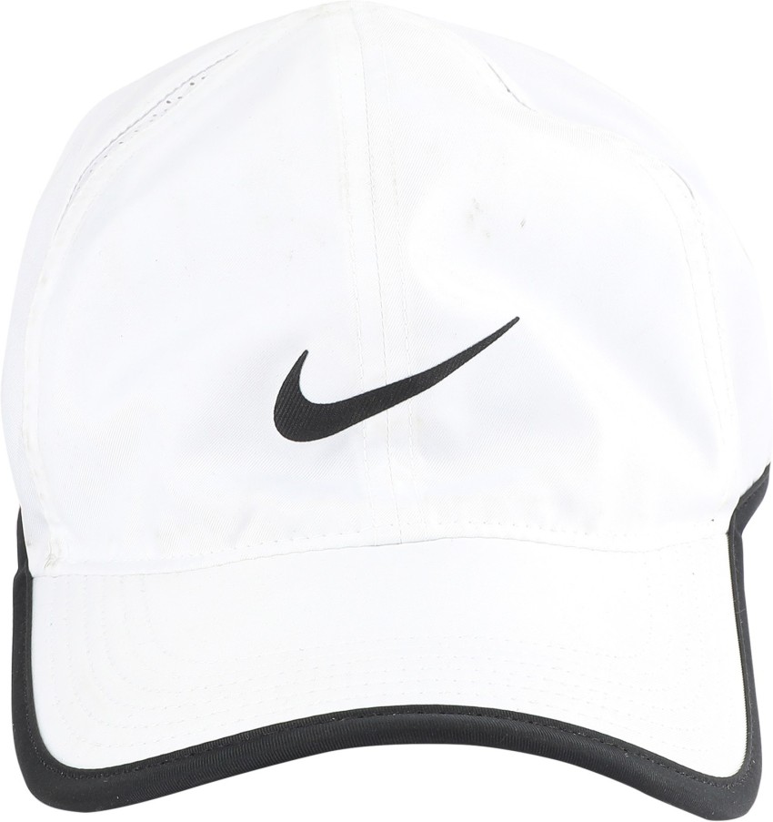 Black and cheap white nike cap