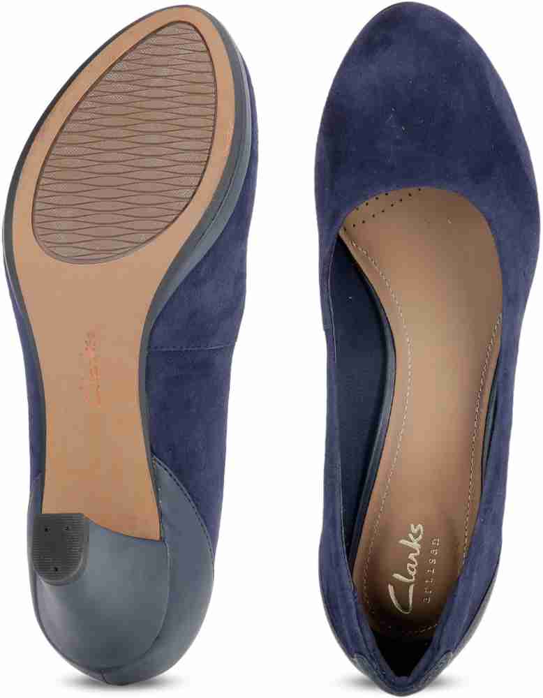 Clarks navy blue on sale shoes