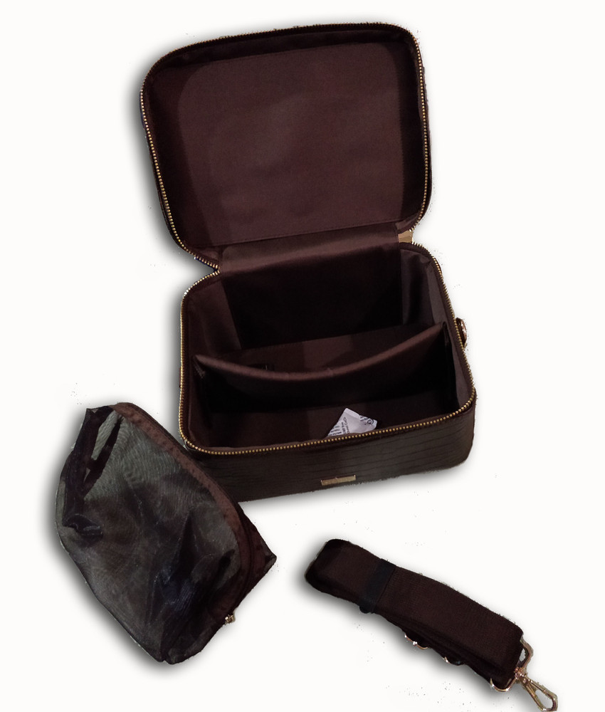 Oriflame 2025 vanity case