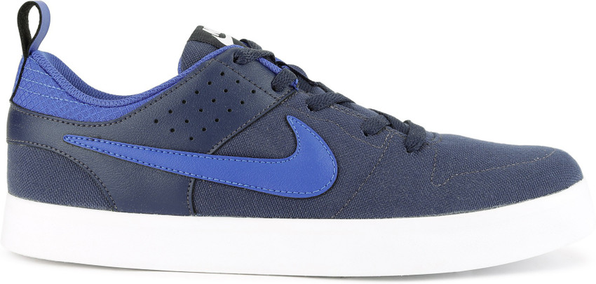 Nike casual shoes flipkart sales