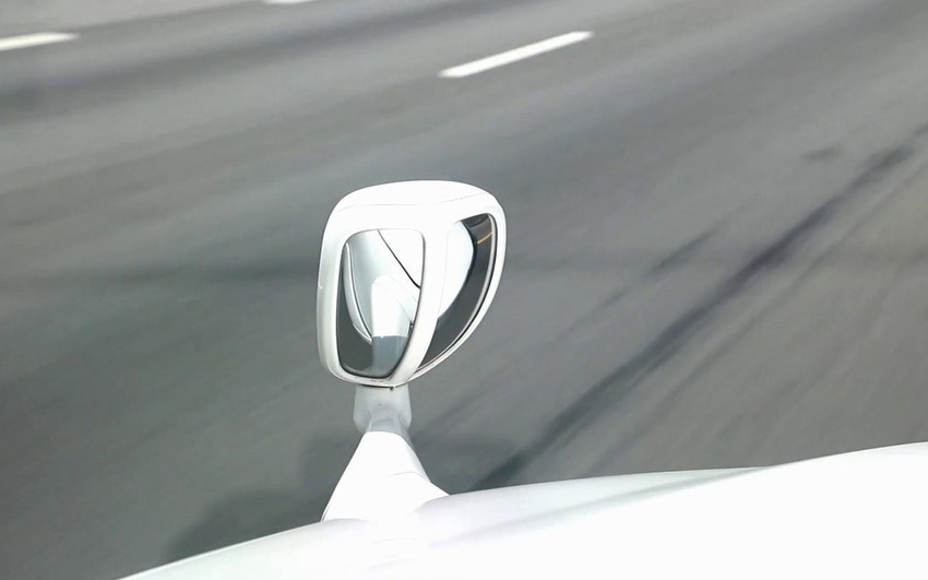 Toyota fortuner on sale bonnet mirror