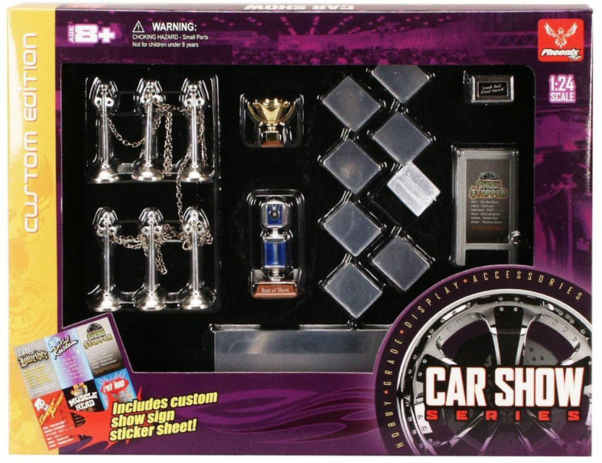 Car sales show accessories