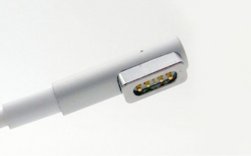 Macbook air best sale headphone jack adapter