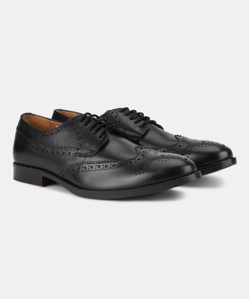VAN HEUSEN Brogues For Men Buy BLACK Color VAN HEUSEN Brogues For Men Online at Best Price Shop Online for Footwears in India Flipkart