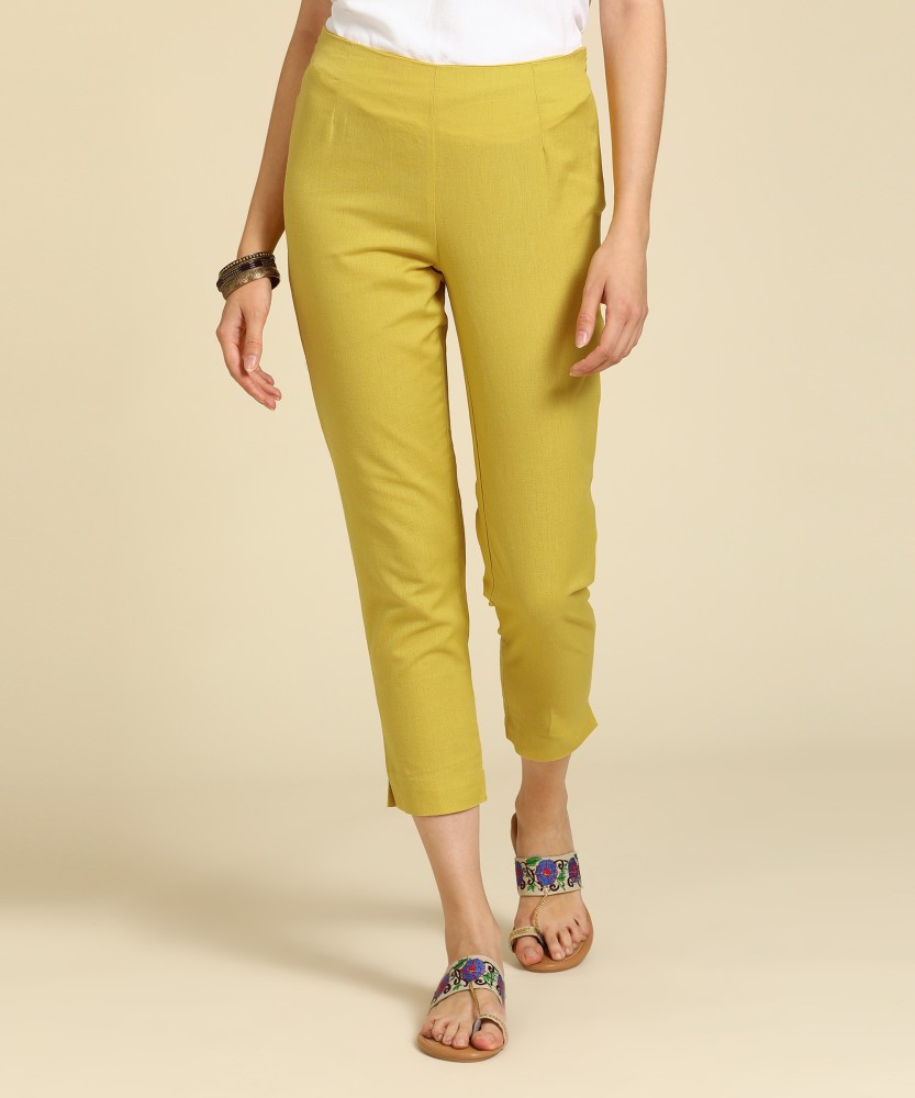 Details more than 79 yellow capri trousers super hot - in.duhocakina