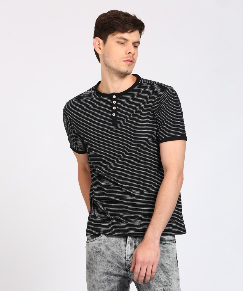 Lee cooper t shirts sales flipkart