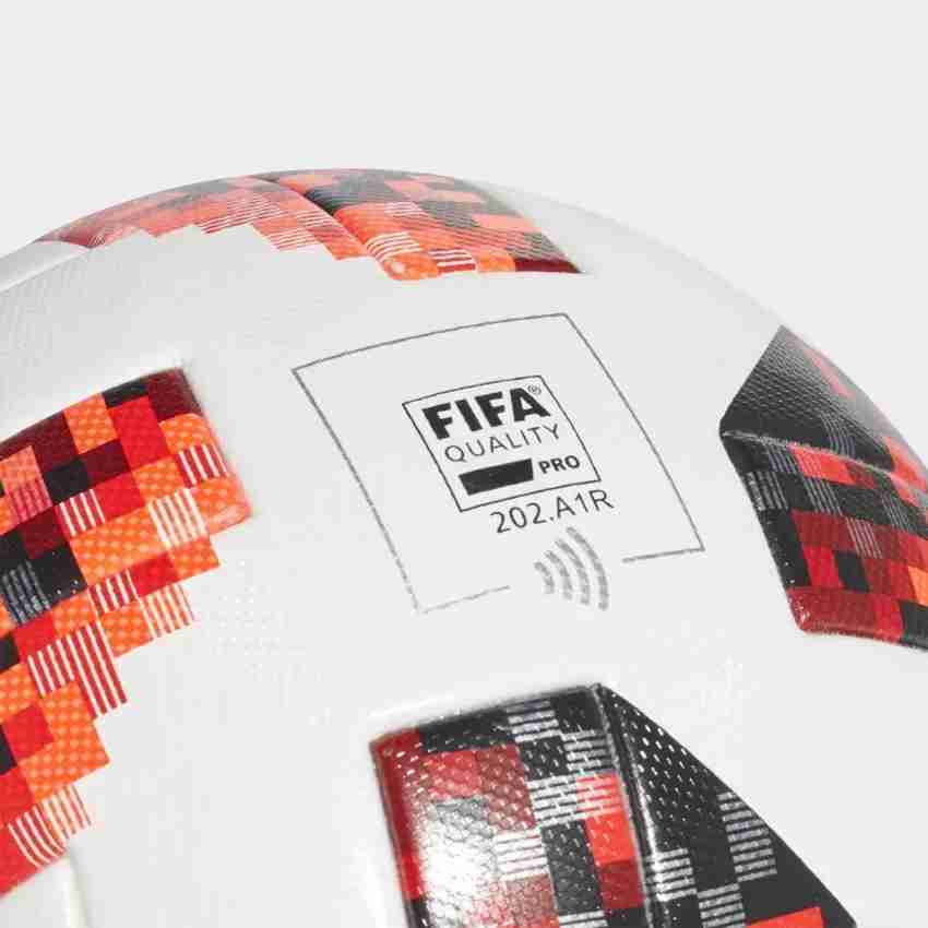 Adidas telstar 18 store price in india