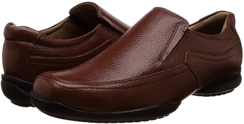 Hush puppies clearance formal shoes flipkart