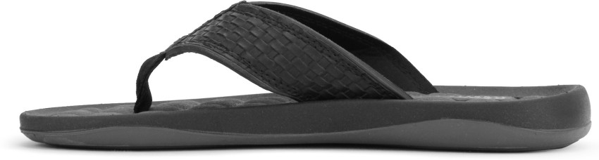 Kenneth Cole Men GO FOUR TH Flip Flops Buy Black Color Kenneth