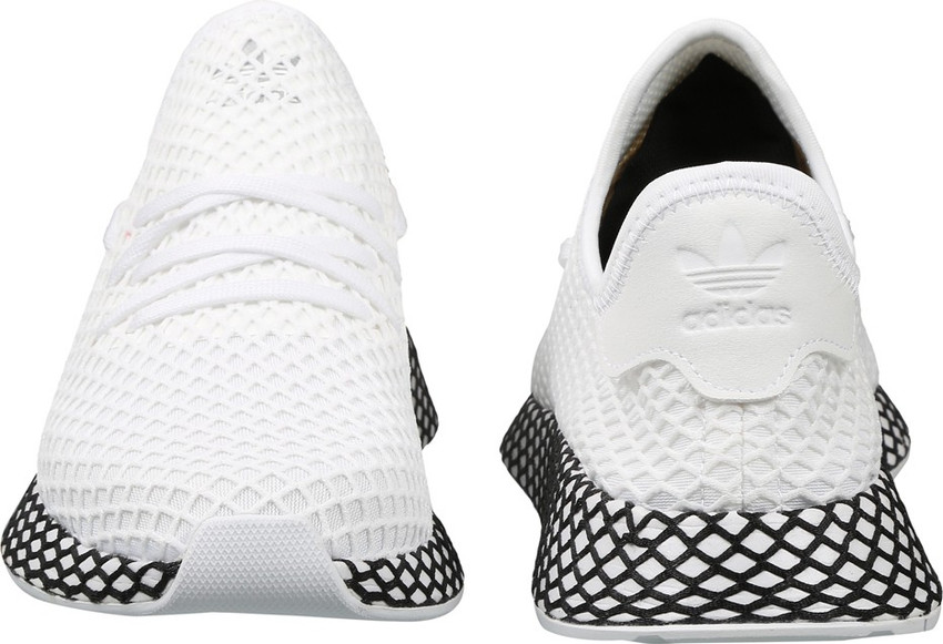 Adidas deerupt men white top