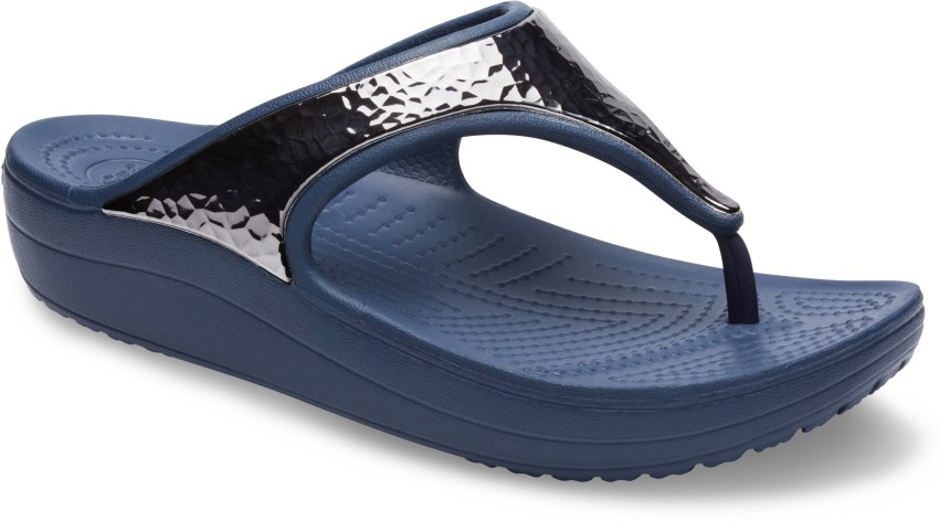 Crocs sloane flip online flops