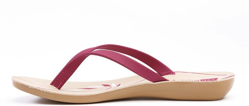 WALKAROO Women Flip Flops - Buy WALKAROO Women Flip Flops Online at Best  Price - Shop Online for Footwears in India