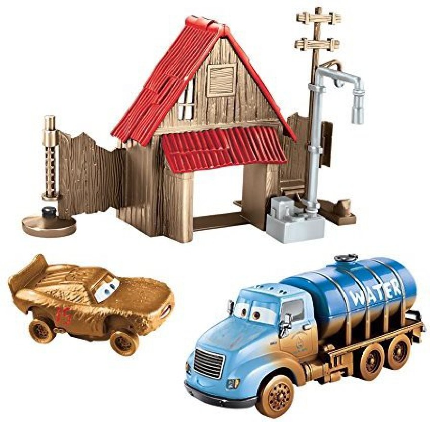 Cars 3 smash cheap and crash derby playset