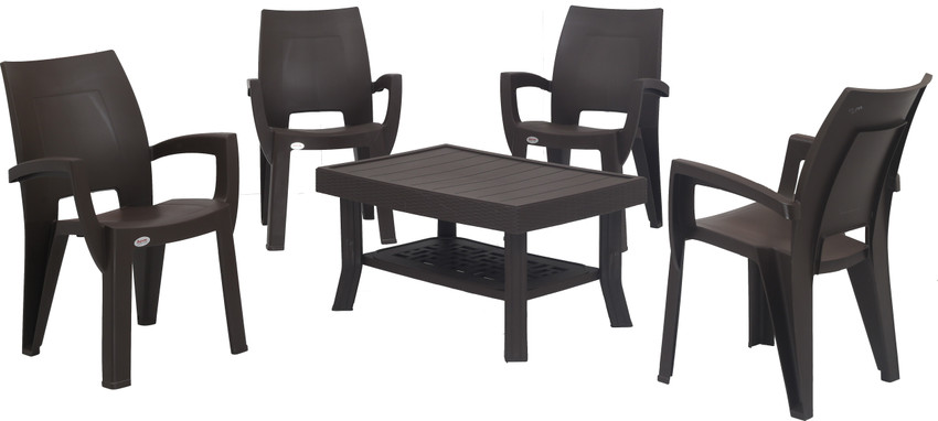 Hard plastic 2025 table and chairs