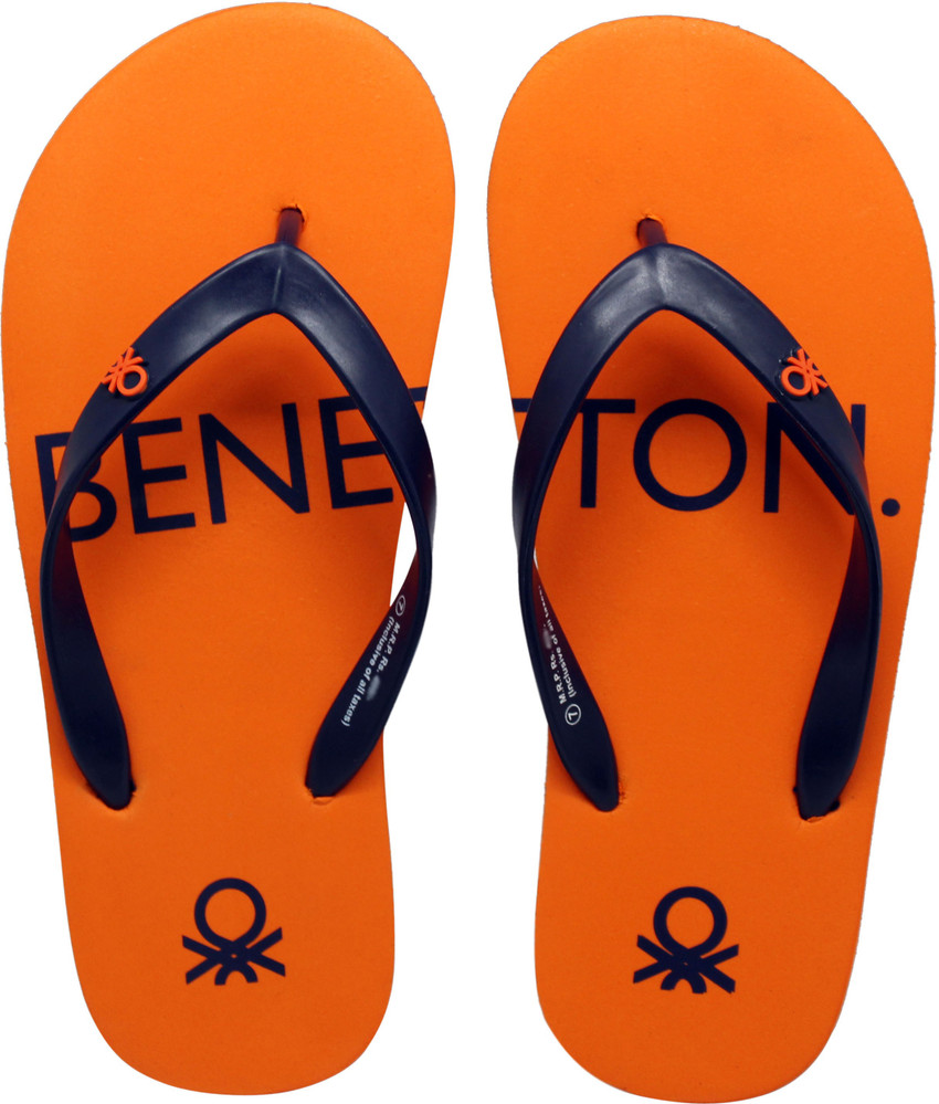 Flip store flops benetton