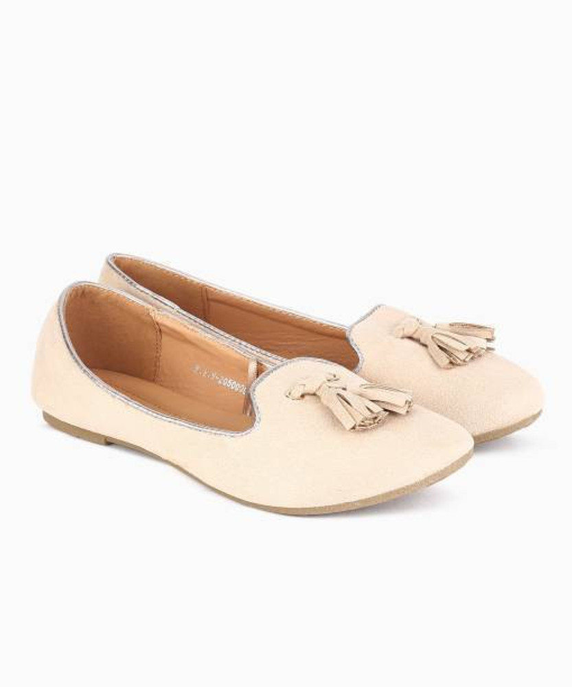 Forever glam by pantaloons bellies discount