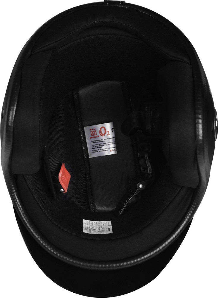 Helmet with top lock hole