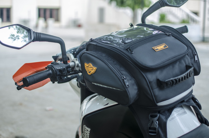 guardiangears Shark Tank Bag One side Black Fabric Motorbike