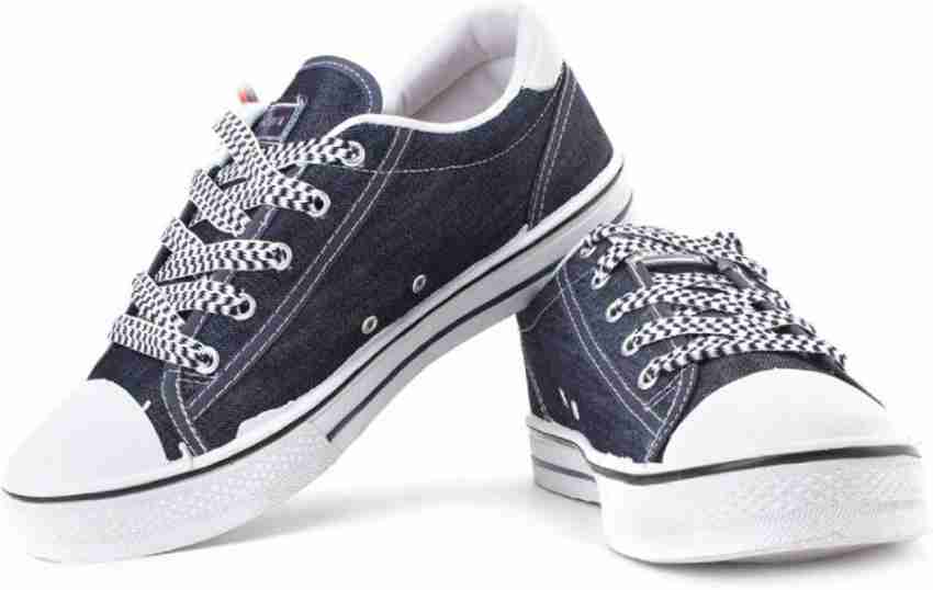 Sparx canvas sale shoes in flipkart