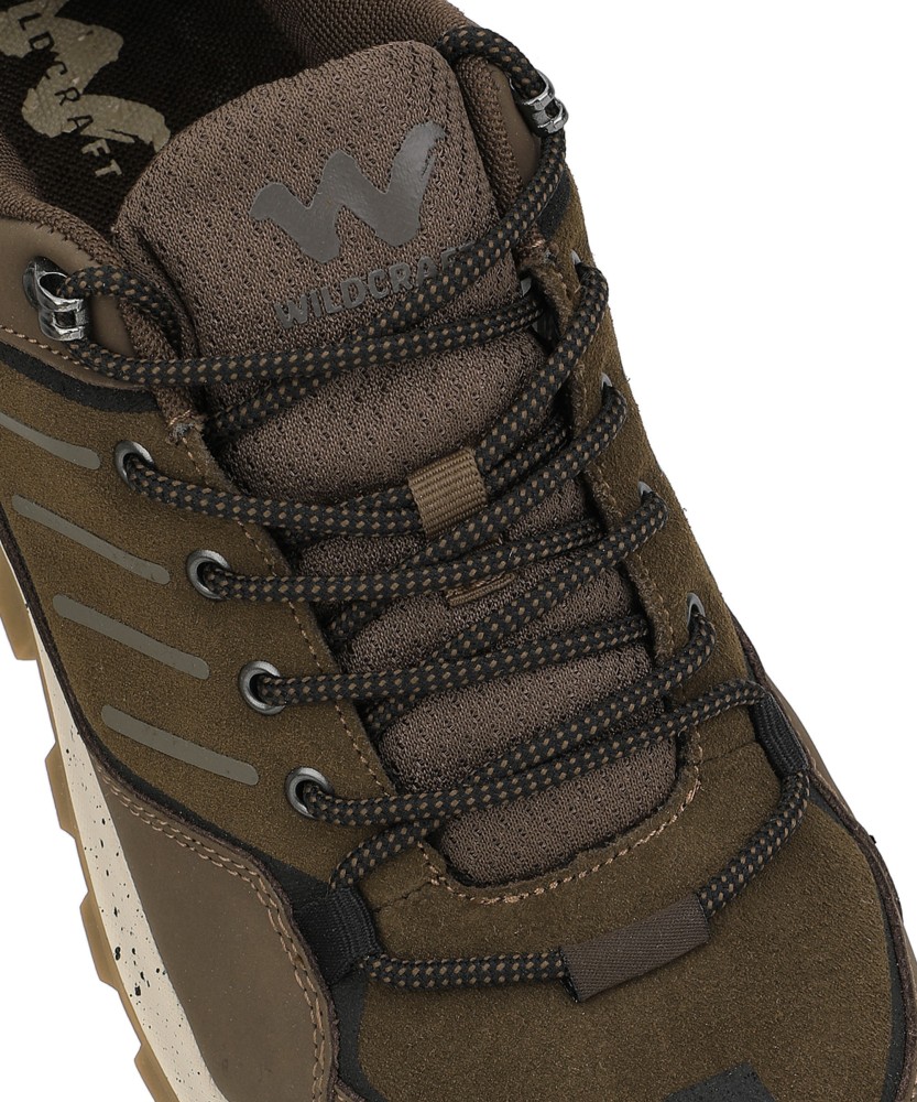 Wildcraft men's dara trekking on sale boots