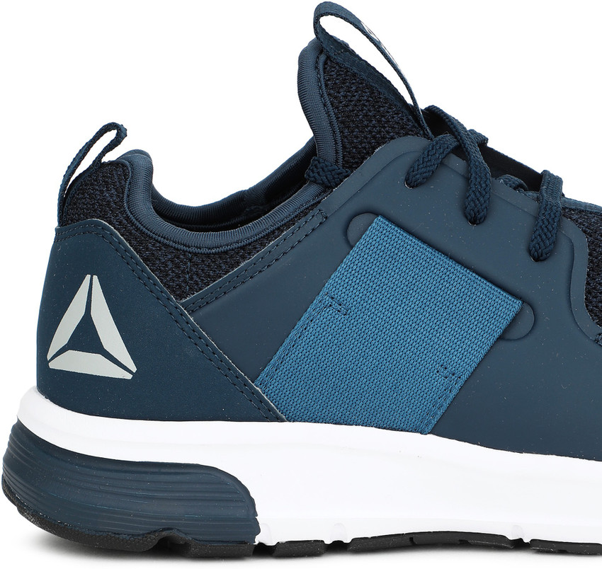 Reebok strom runner sales