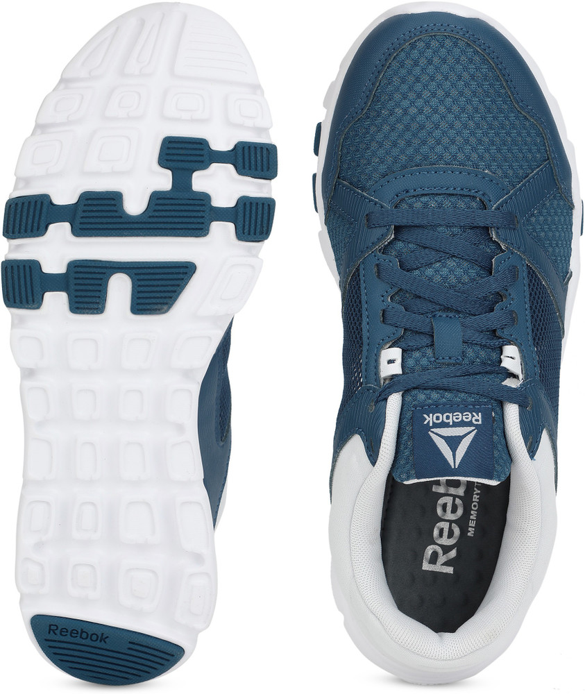 REEBOK YOURFLEX TRAIN 10 MT Training Gym Shoe For Men Buy REEBOK YOURFLEX TRAIN 10 MT Training Gym Shoe For Men Online at Best Price Shop Online for