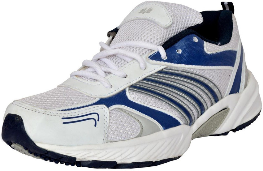 Vijayanti running shoes store
