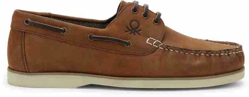 United colors of benetton boat shoes top