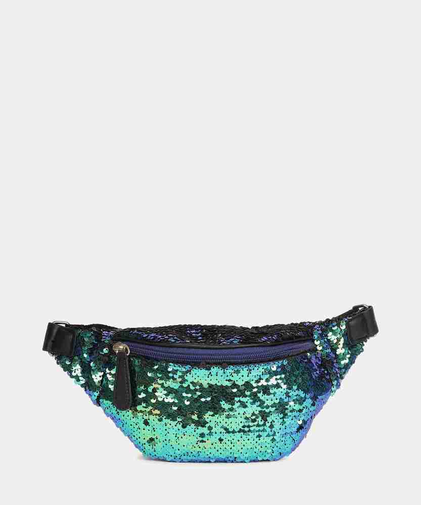 Forever 21 fanny pack deals