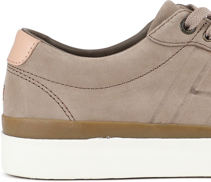 Tommy hilfiger unlined on sale low cut leather sneaker