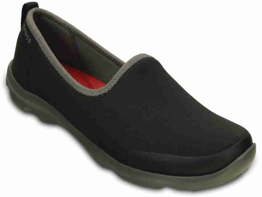 Crocs busy hot sale day slip on