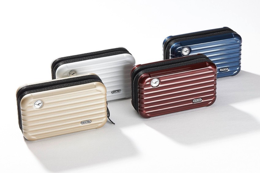 Rimowa store toiletries case