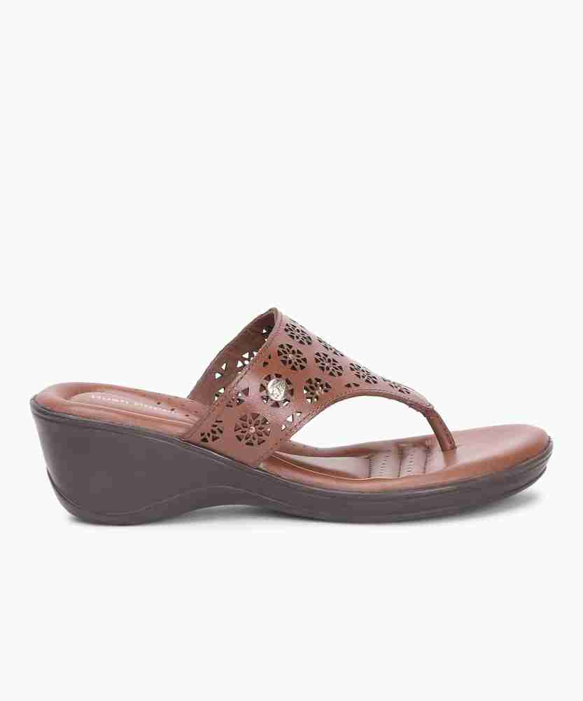 Hush puppies sandals store flipkart ladies