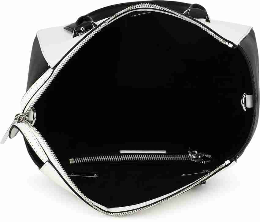 Michael kors black sling bag 2025