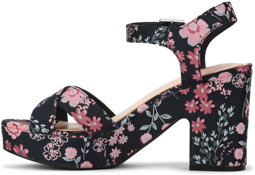 Heels bata hotsell 2018