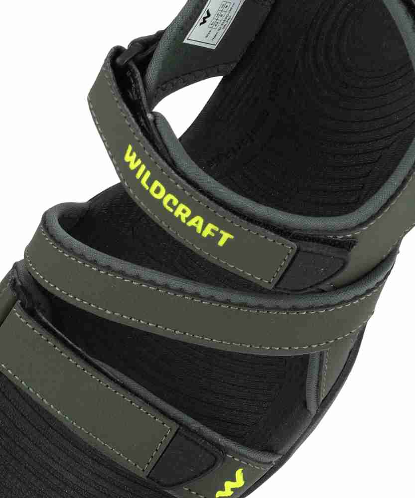 Wildcraft sandals online flipkart