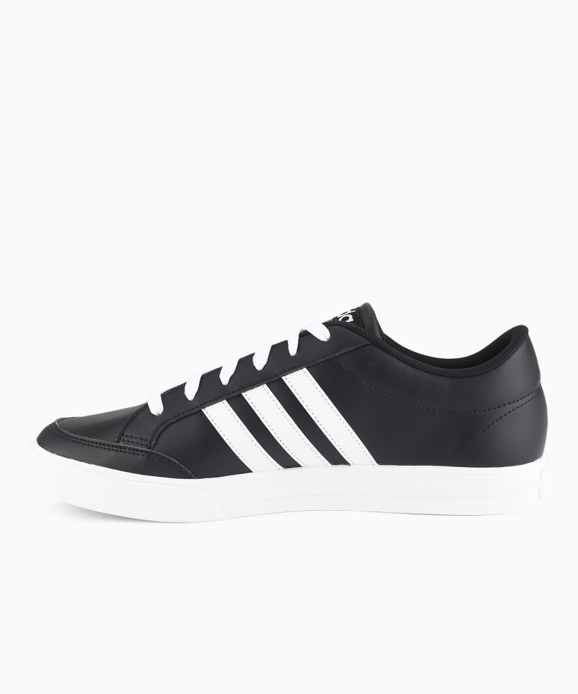 Adidas vs sales set sneakers