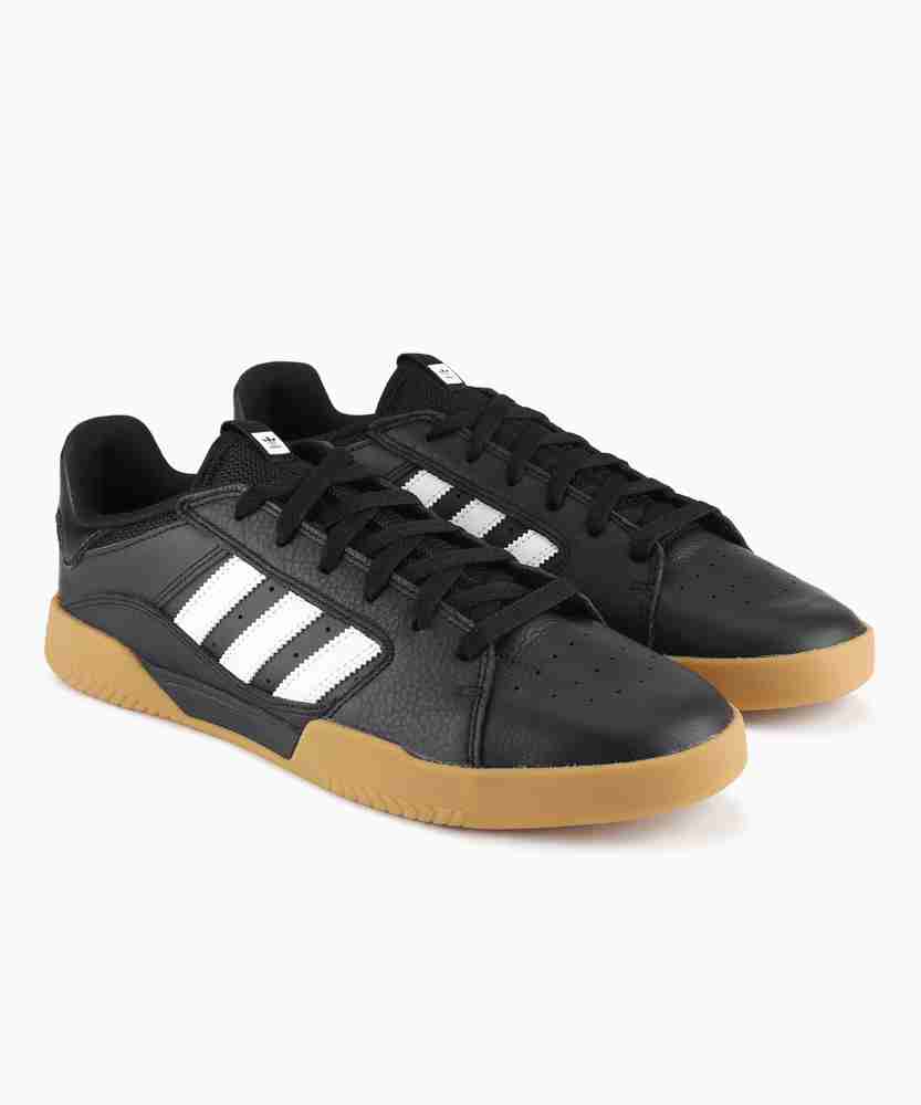 Adidas originals online vrx low sneakers